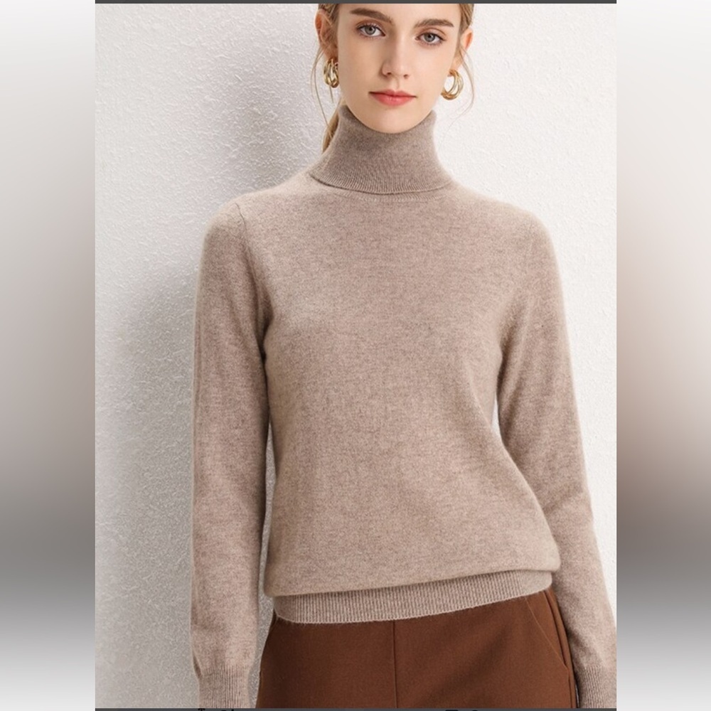 Morgan Tylor Cashmere Women's Tan Turtleneck Sweater , Size S